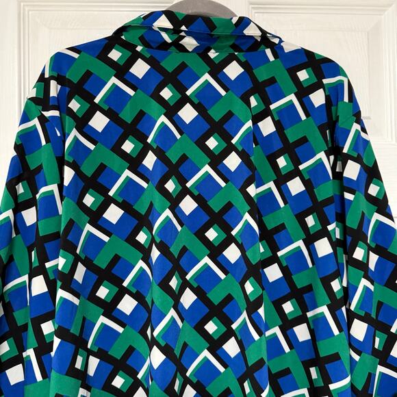 Catherines Women's Geometric Button Front 3/4 Sleeve Top Size 3X - Picture 13 of 14